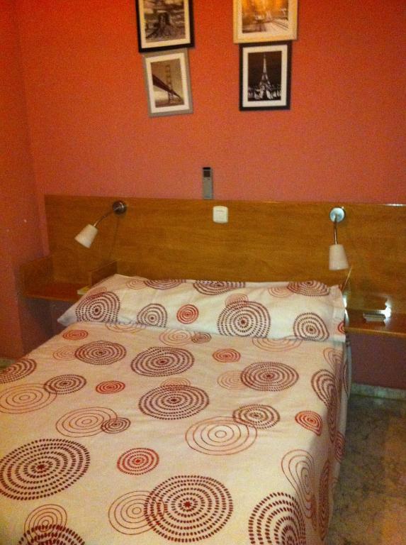 Hostal Neptuno Caceres Room photo