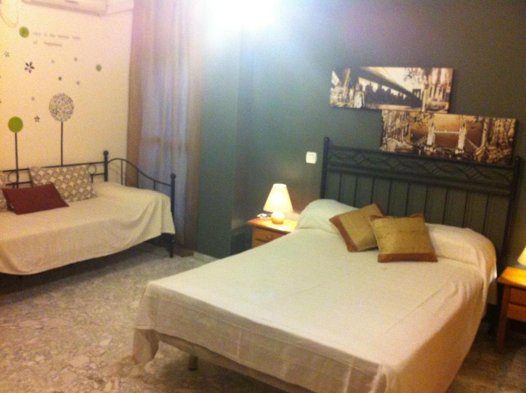 Hostal Neptuno Caceres Room photo